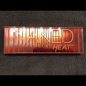 Urban Decay- Heat